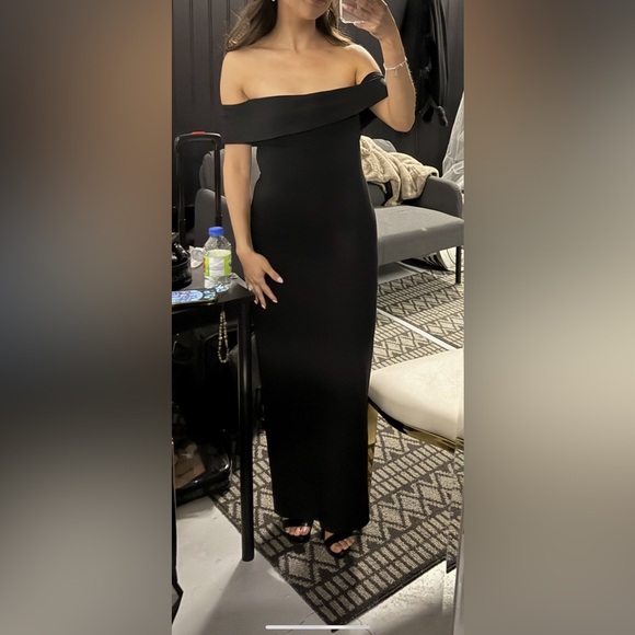 Lovers and Friends - Galleria Gown (revolve) in Black - Picture 6 of 7